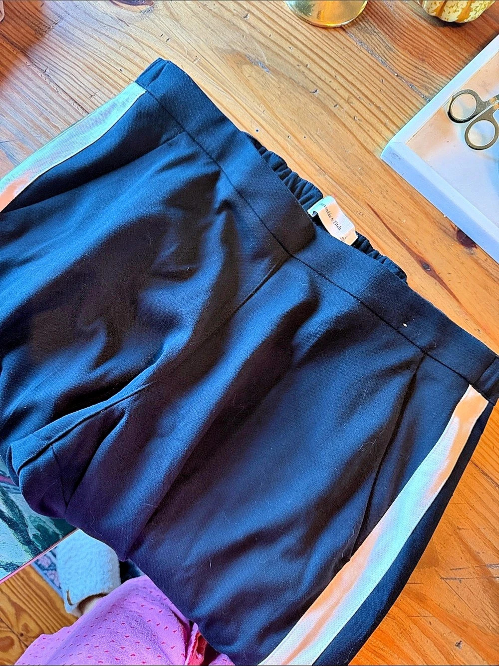 Abercrombie & Fitch Color Block Pants in black & White Like New
